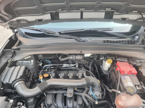 Jeep Renegade 1.8 Flex Aut. 5p