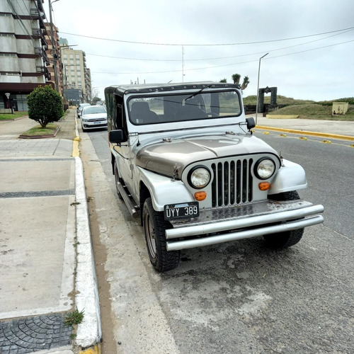 Imagen 5 de 14 de Jeep Ika Largo 4x4