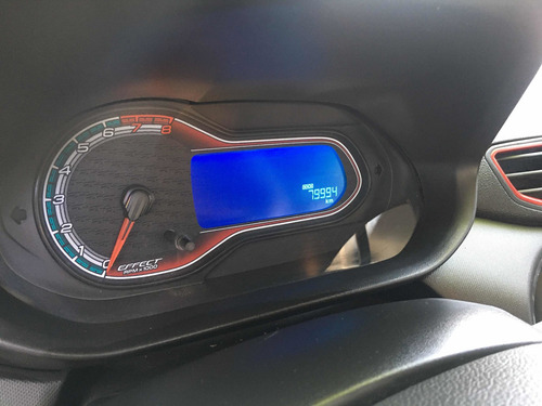 Imagen 4 de 8 de Chevrolet Onix 2017 1.4 Effect 98cv