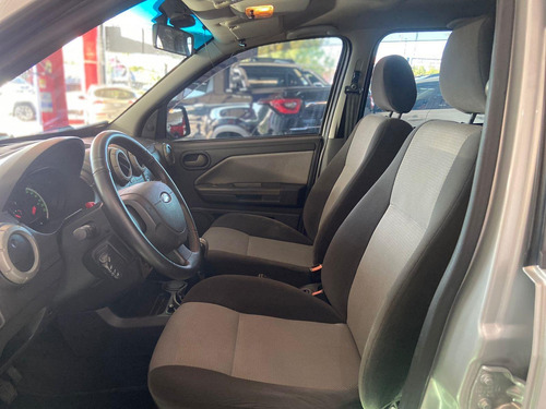 Imagem 12 de 14 de Ford Ecosport Ecosport 4wd 2.0 16v Gasolina Manual