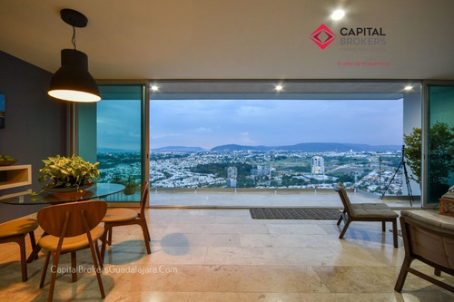 Penthouse De Super Lujo En Venta En Attala Zona Andares