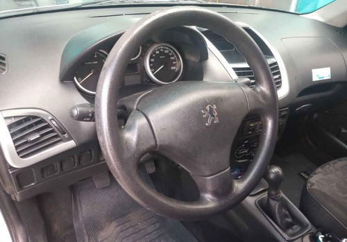 Imagem 4 de 4 de Peugeot 207 2011 1.4 X-line Flex 5p