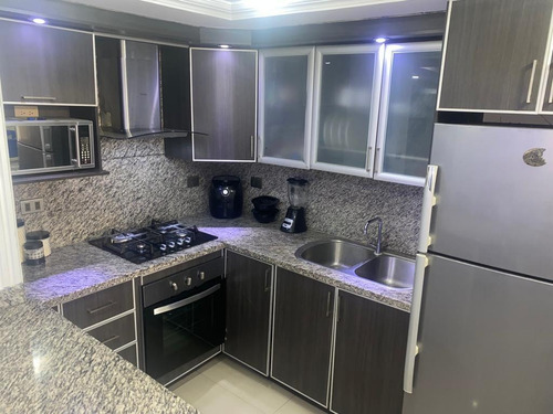 Imagen 5 de 10 de Eduardo Sequera Vende Apartamento Res Caranday Paraparal