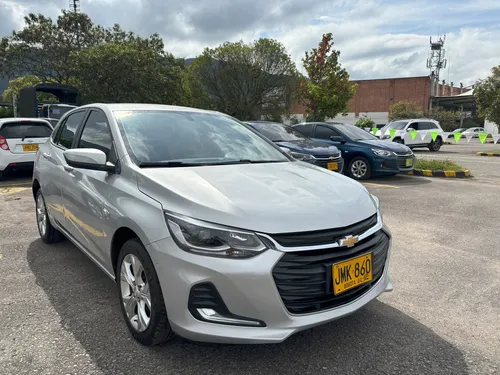 Chevrolet Onix 1.0 PREMIER 5P