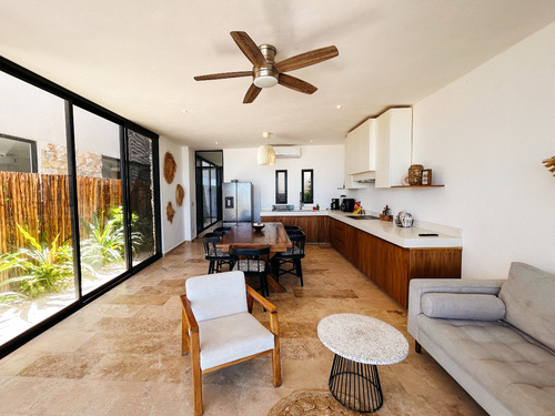 Villa En Venta En La Playa San Benito, Equipada , Entrega Inmediata, 4 Recamaras