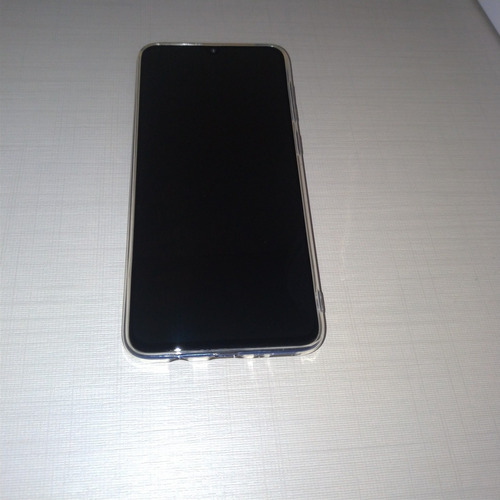 Samsung A70 128gb Rom 6gb Ram.
