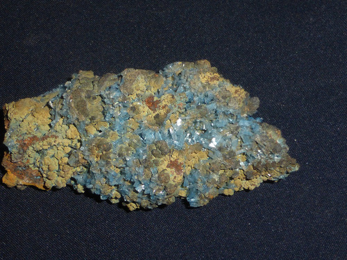 Mineral De Colección Hemimorfita Azul En Matriz