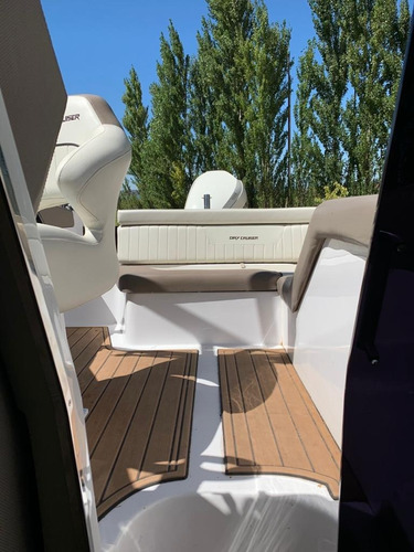 Day Cruiser - Custon - Motor Evinrude Etec 300cz 2t 300hp 6c
