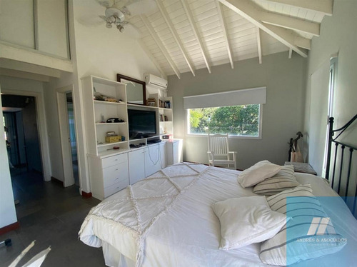 Imagen 11 de 26 de Venta Casa Bella Vista, Lote 628 Mts²