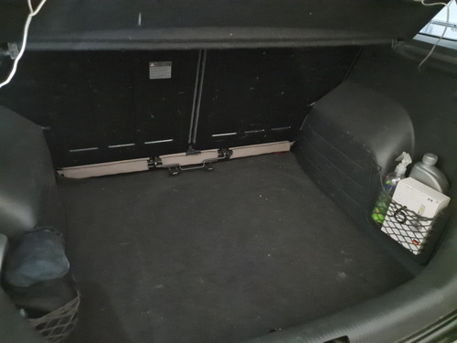 Volkswagen Suran 1.6 Trendline 11b 2011