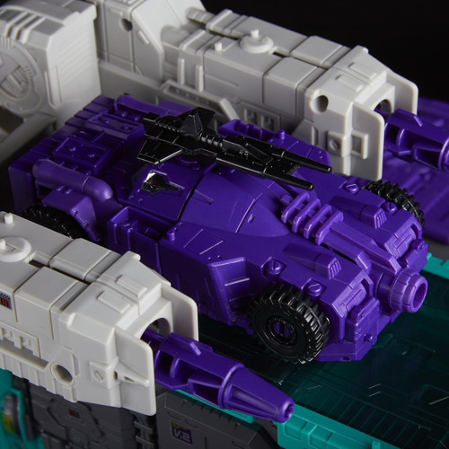 Transformers Generations Titans Return, Trypticon