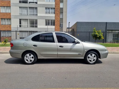 Renault Megane 1.4 Unique