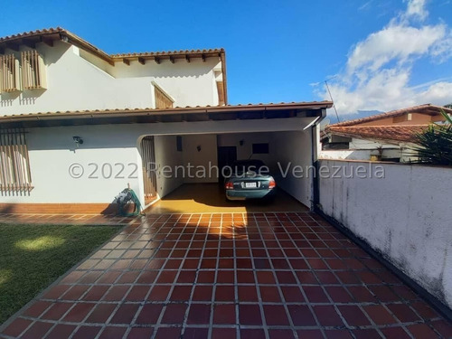 Imagen 25 de 29 de Estupenda Casa En Calle Cerrada Con Vigilancia Las 24h En Una De Las Mejores Zonas De Caracas. En Colinas De Los Ruices. Mls#22-17841