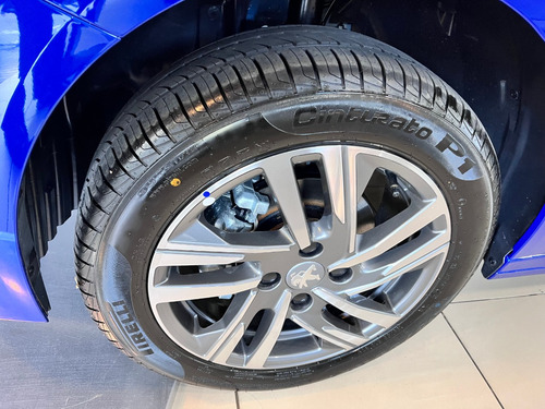 Imagen 4 de 25 de Peugeot 208 Allure Pack 1,6 Tiptronic 0km - Mk