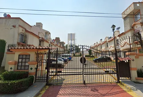 Gran Casa En Privada Barahona 9 Colonia Vilas Delreal Tecamac Me