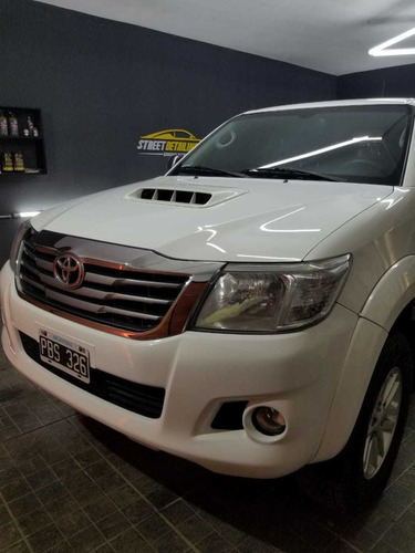 Toyota Hilux 3.0 Cd Srv 171cv 4x2 - B3 2015