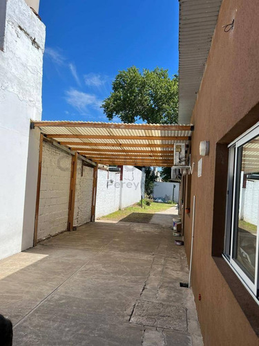 Imagen 19 de 25 de 132 Entre 530 Y 531, Casa Dos Dormitorios Y Piscina, En Venta