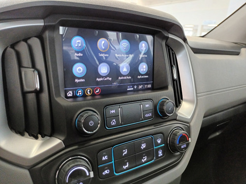 Imagen 10 de 23 de Chevrolet S10 4x4 At 2023 Mr