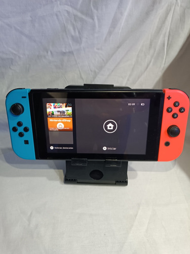 Nintendo Switch 64gb + 4 Juegos Y Accesorios 