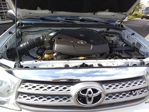 Imagen 15 de 16 de Toyota Fortuner Sr