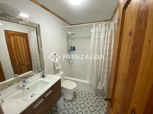 Casa En Venta De 2 Dorm. 2 Baños, Fundo Loreto En La Serena
