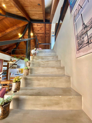 Dos Casas, Una Grande Familiar Y Otra Ideal Para Los Abuelos