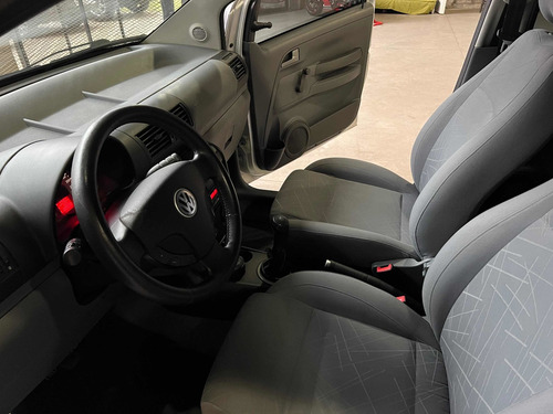 Imagen 9 de 14 de Volkswagen Suran 2010 1.6 Comfortline 101cv 11a