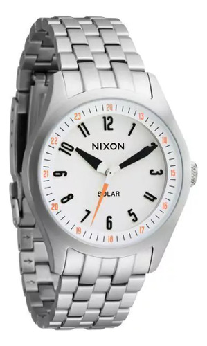 Reloj Nixon Hombre Echo 38 Silver Cloud Dancer Malla Plateado Bisel Plateado Fondo Blanco