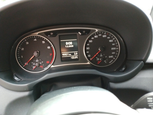 Audi A1 1.4 Tfsi Attraction S-tronic 3p 2011