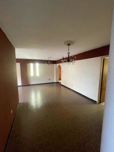 Imagen 5 de 12 de Apartamento Excelente Ubicación Para Remodelar