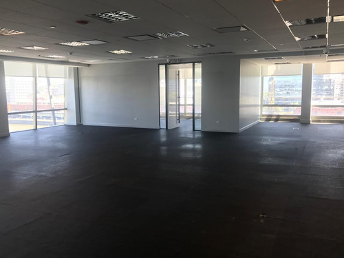 Imagen 8 de 23 de Oficina En Alquiler -edificio Puerto Leon