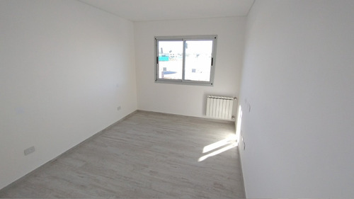 Imagen 8 de 19 de Hermosa Casa En Barrio San Felipe Con Pileta