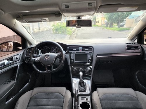 Imagen 6 de 7 de Volkswagen Golf 2015 1.4 Highline Tsi Dsg