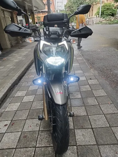 Apache 200
