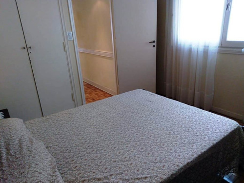 Imagen 13 de 20 de Venta 2 Ambientes A La Calle C/balcón Saliente Zona Centro