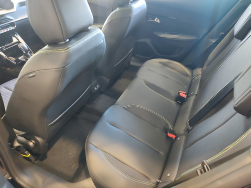 Peugeot 2008 1.0T Gt