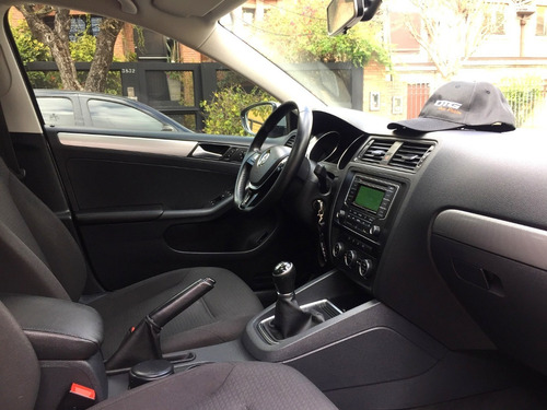 Imagen 10 de 15 de Volkswagen Vento 2.0 Summer Pack 2016 Focus 308 408 Golf Gol