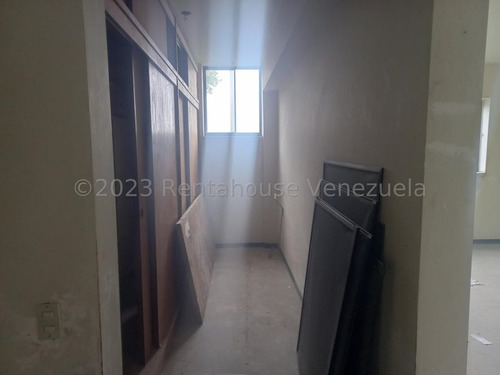 Imagen 26 de 30 de Casa En Venta, El Hatillo, 1.159mts, Rah 23-18071