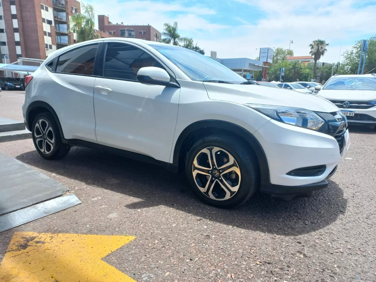 Honda HR-V 1.8 LX CVT