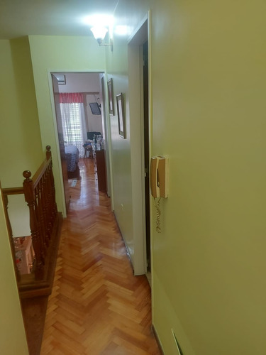 Venta Duplex 4 Amb En Boedo -con Cochera Para 2 Autos - 3 Baños - Patio - Quincho