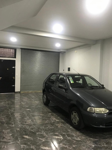 Imagen 1 de 6 de Alquiler - Excelente Local Comercial - Villa Madero