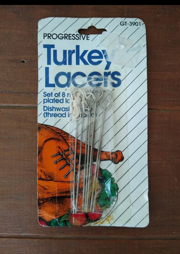 Agujas Para Cocinar Pavo, Usadas