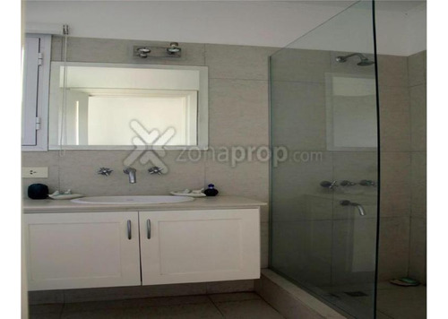 Casa De 5 Dormitorios Y 5 Baños Linea Norte Mar
