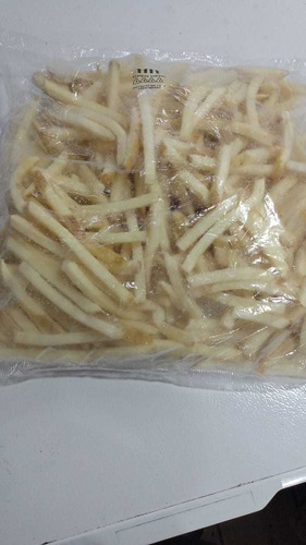 Imagen 2 de 4 de Papas Congeladas Con Cobertura 12.25 Kgs Corte Grueso 3/8
