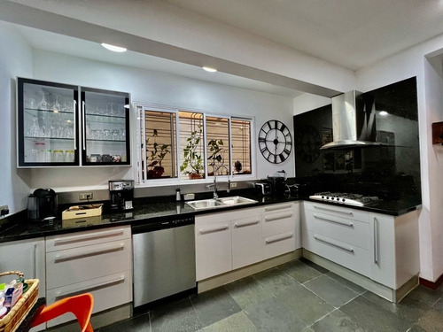 Imagen 3 de 30 de Se Vende Casa 400m2 4h+s/6b/5p Oripoto