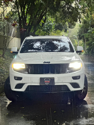 Jeep Grand Cherokee 5.7 Summit