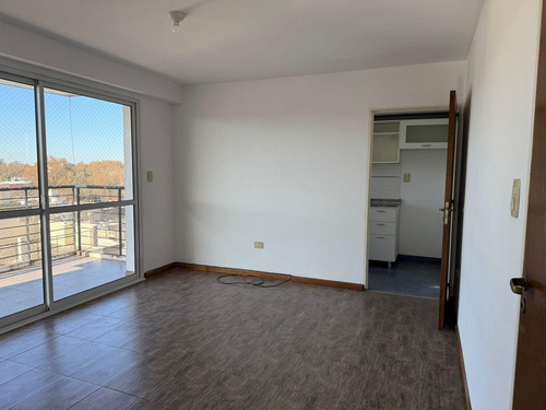 Crespo Al 1900 - Alquiler Depto De 1 Dormitorio En Rosario