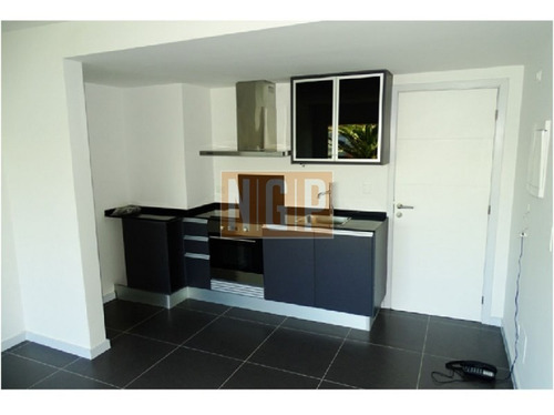 Divino Impecable Con Servicios-ref:11705