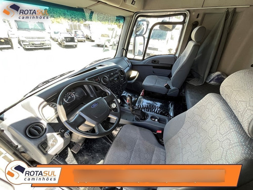 Imagem 11 de 12 de Cargo 2429