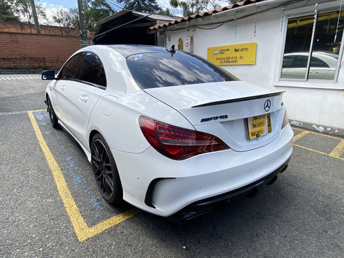 Mercedes-Benz Clase CLA 2.0 45 Amg 4Matic